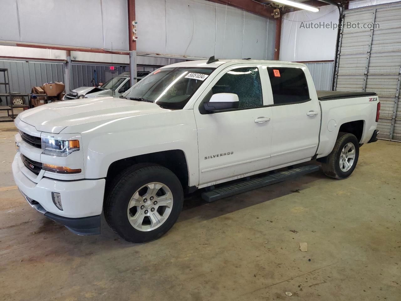 2018 Chevrolet Silverado K1500 Lt White vin: 3GCUKREC2JG142852