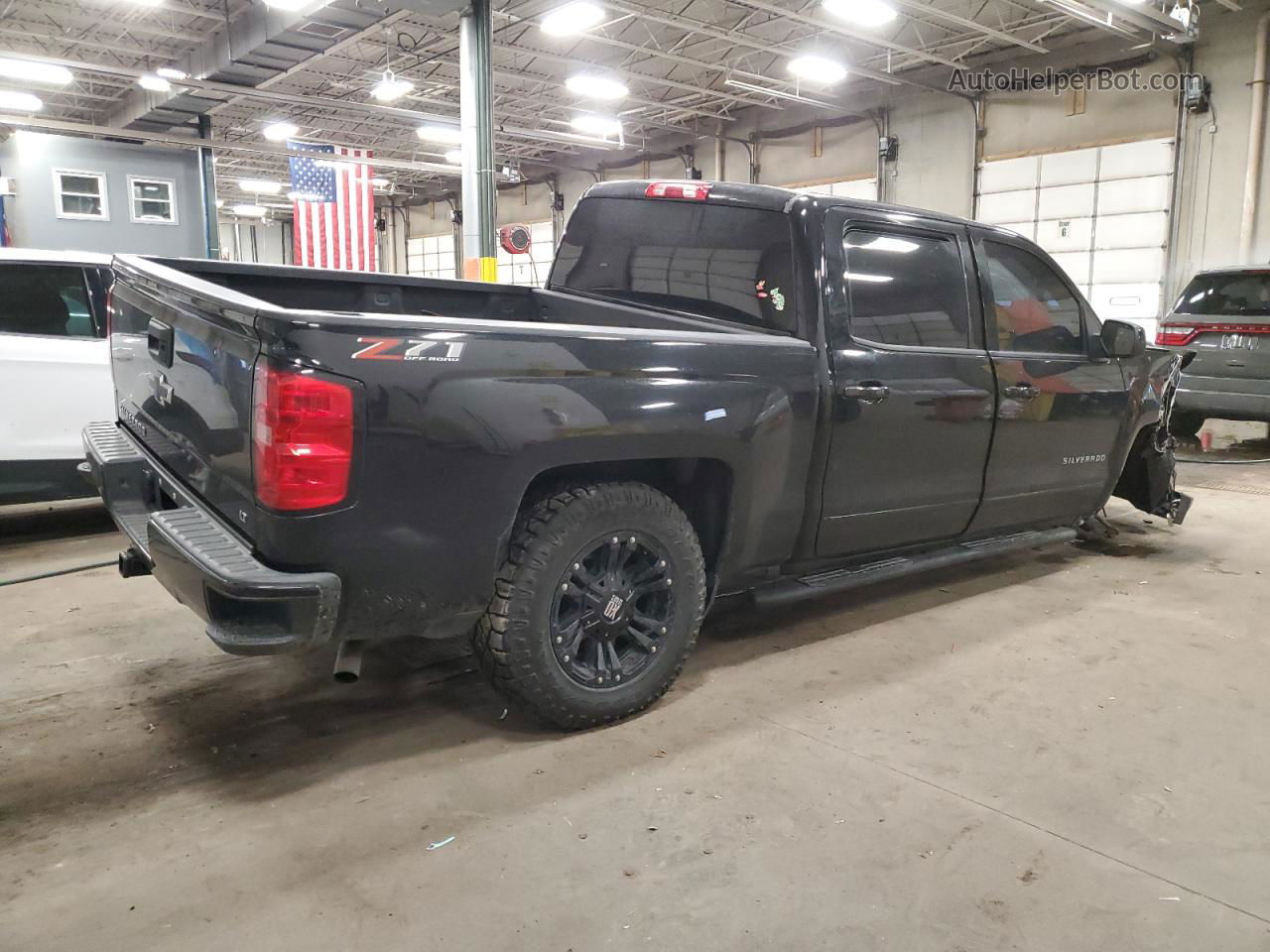 2018 Chevrolet Silverado K1500 Lt Black vin: 3GCUKREC2JG499223