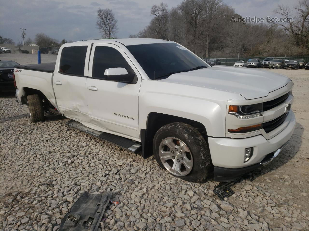 2018 Chevrolet Silverado K1500 Lt Белый vin: 3GCUKREC3JG423817