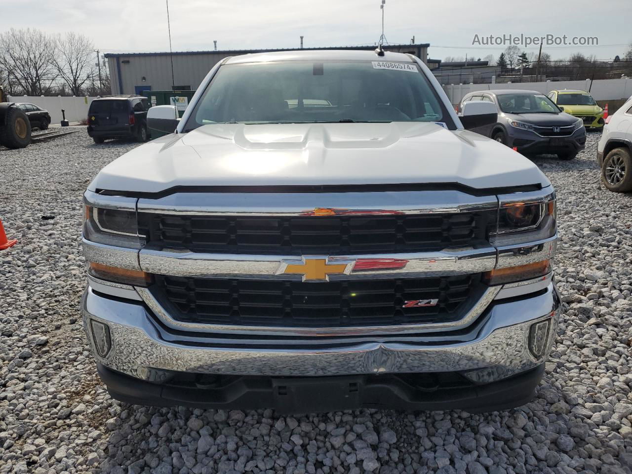 2016 Chevrolet Silverado K1500 Lt Белый vin: 3GCUKREC5GG341404