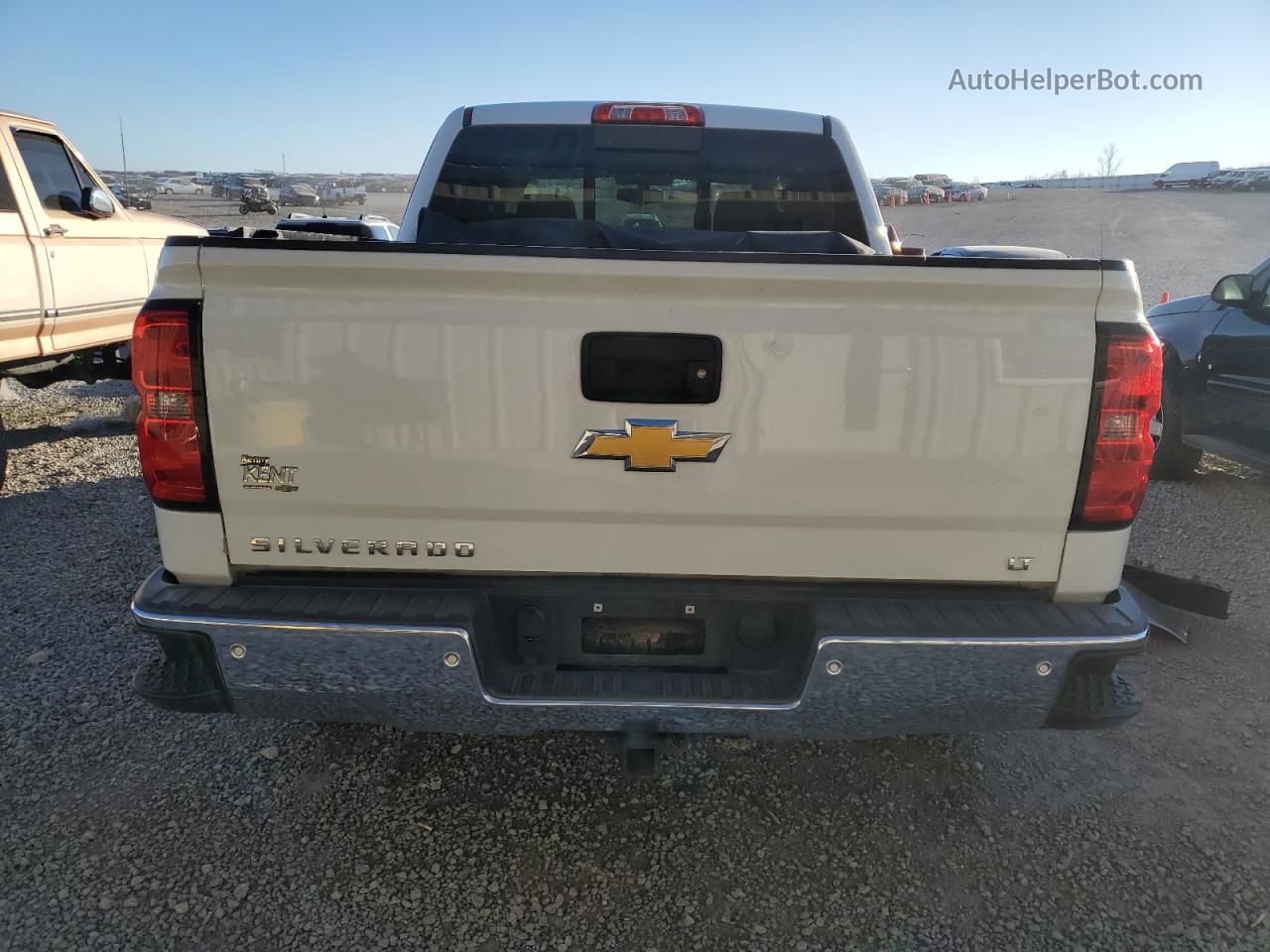 2018 Chevrolet Silverado K1500 Lt White vin: 3GCUKREC5JG500218