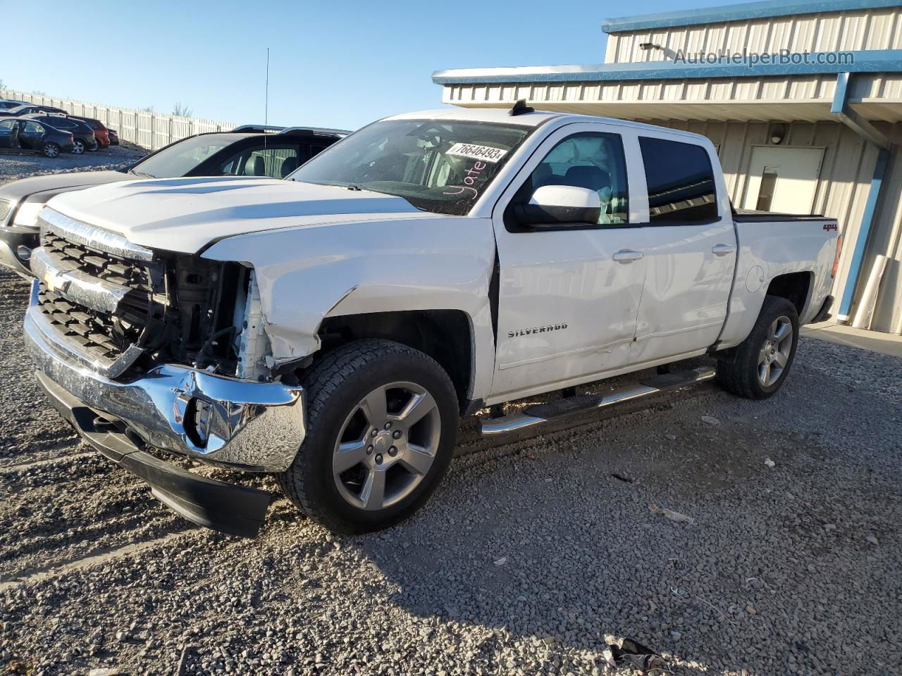 2018 Chevrolet Silverado K1500 Lt White vin: 3GCUKREC5JG500218