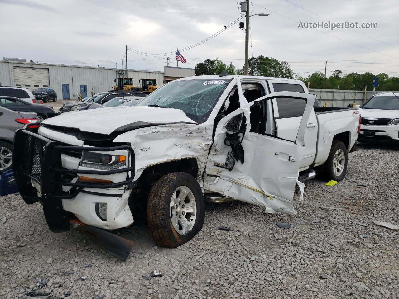 2018 Chevrolet Silverado K1500 Lt White vin: 3GCUKREC6JG548889