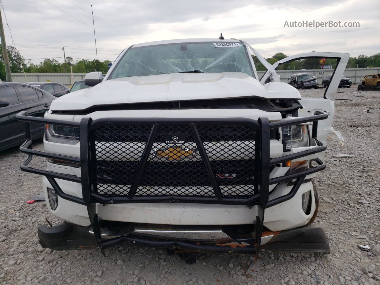 2018 Chevrolet Silverado K1500 Lt White vin: 3GCUKREC6JG548889