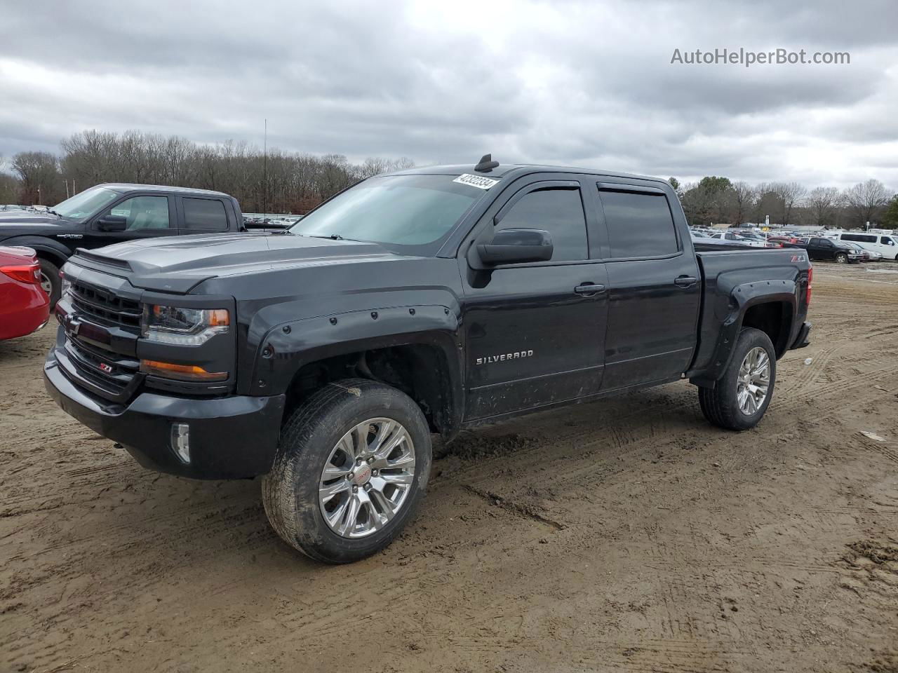 2018 Chevrolet Silverado K1500 Lt Черный vin: 3GCUKREC6JG639564