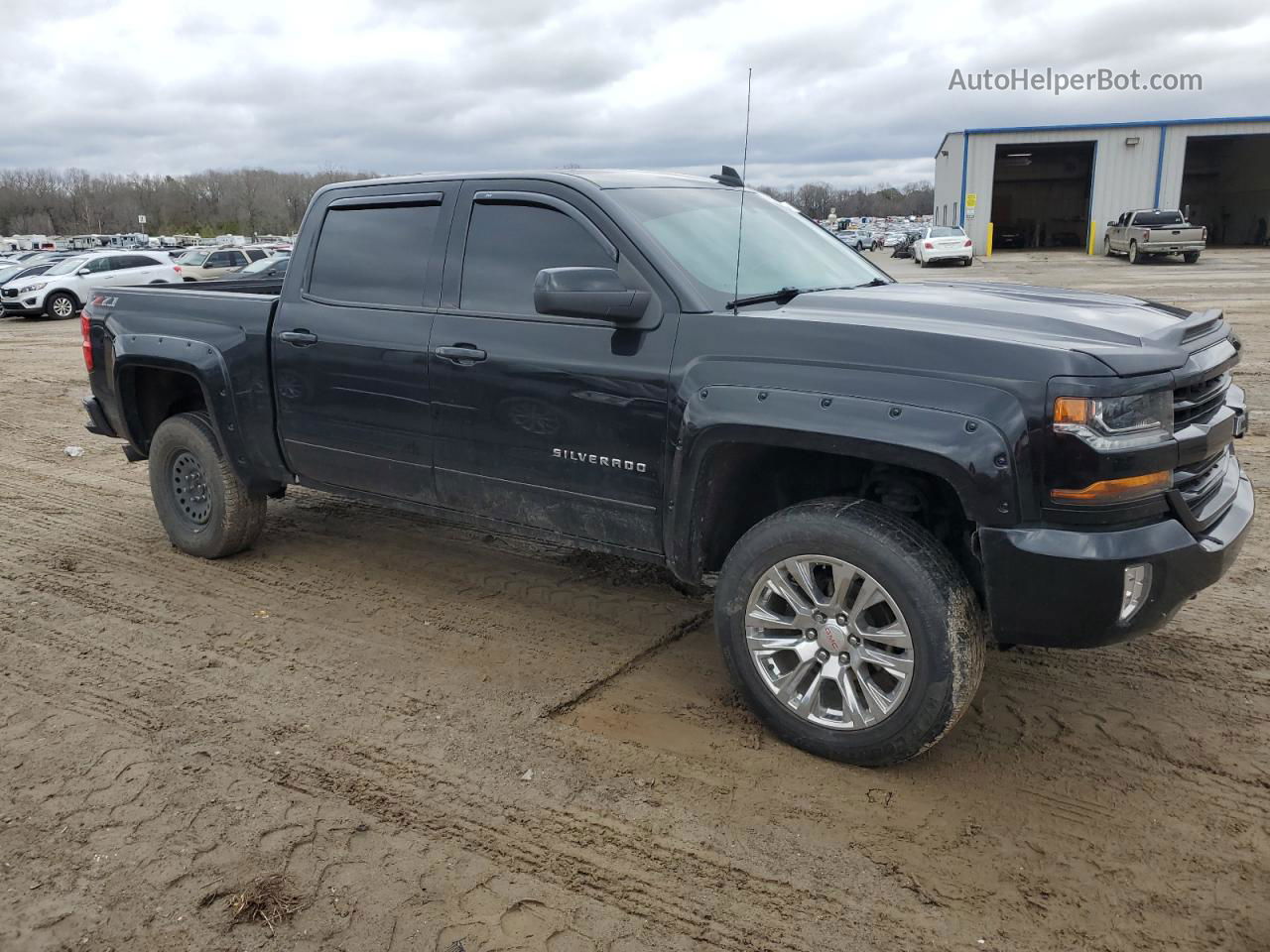 2018 Chevrolet Silverado K1500 Lt Черный vin: 3GCUKREC6JG639564