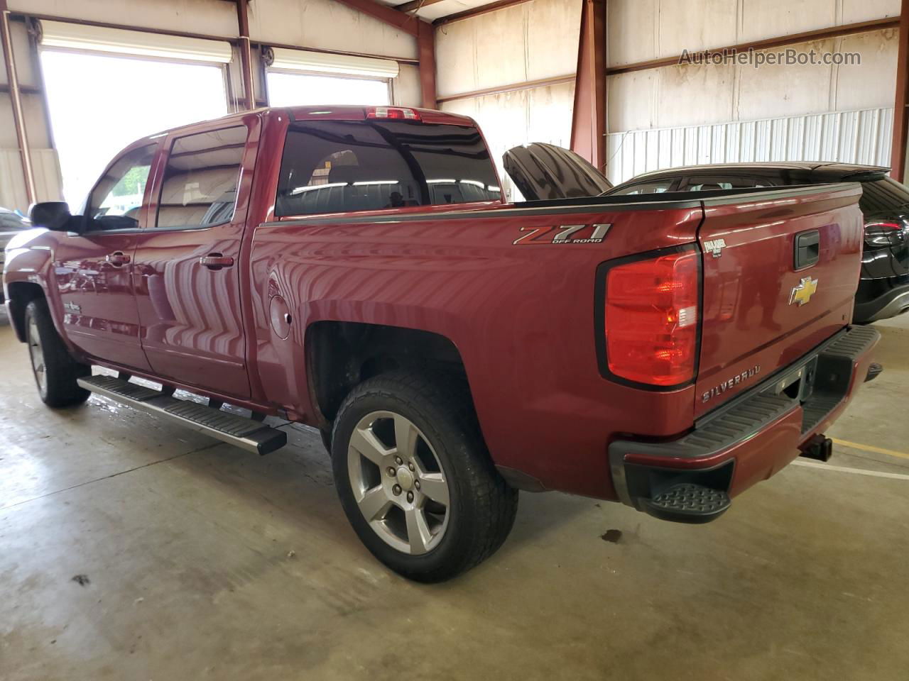 2018 Chevrolet Silverado K1500 Lt Maroon vin: 3GCUKREC9JG220110