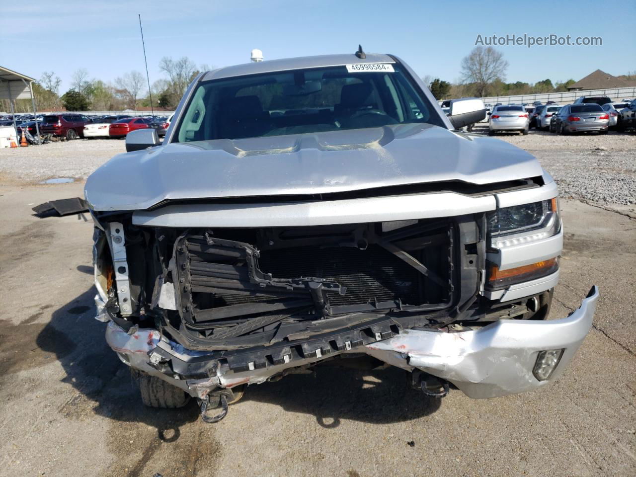 2018 Chevrolet Silverado K1500 Lt Silver vin: 3GCUKREC9JG563967