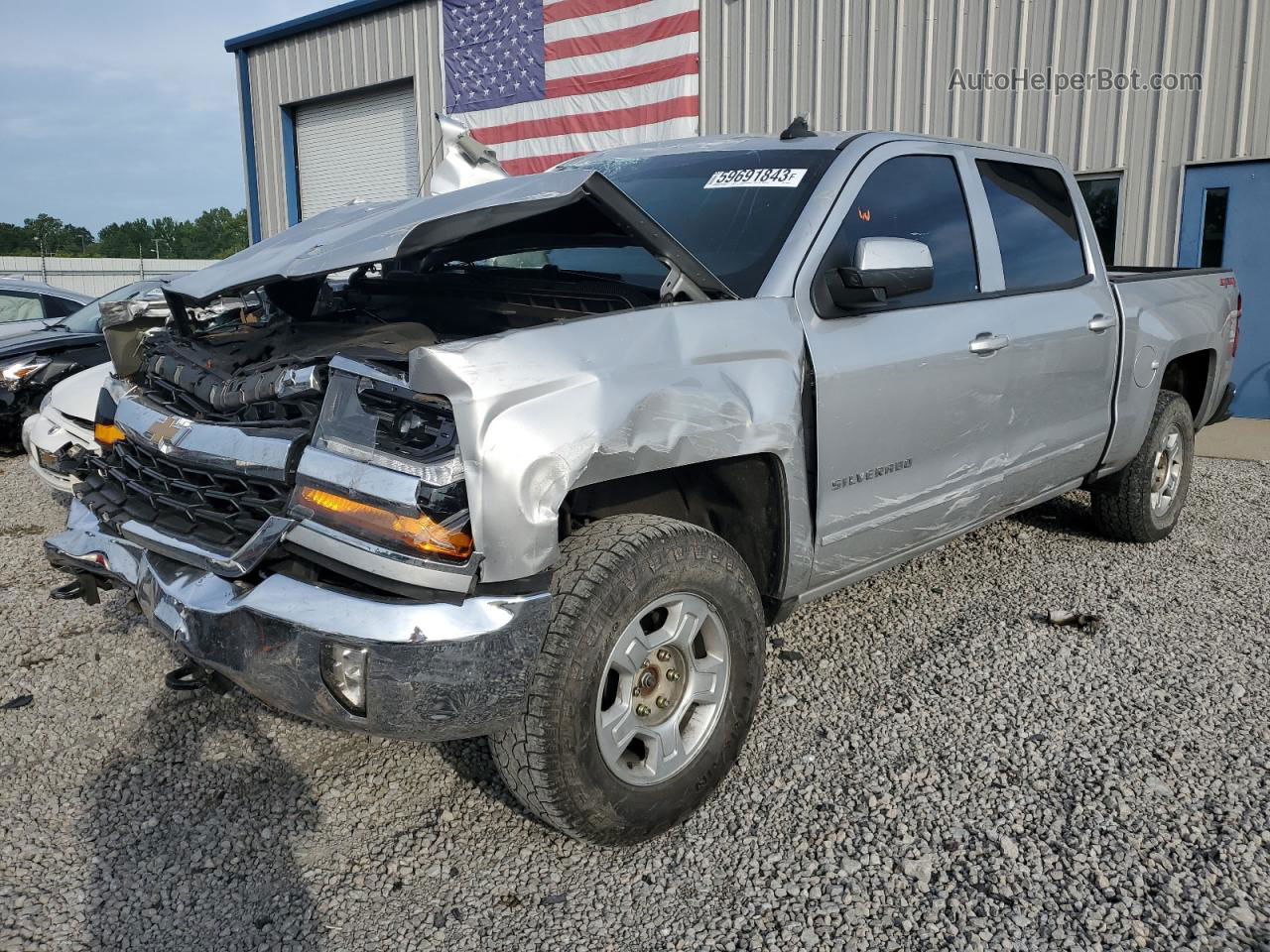 2018 Chevrolet Silverado K1500 Lt Silver vin: 3GCUKREC9JG564925