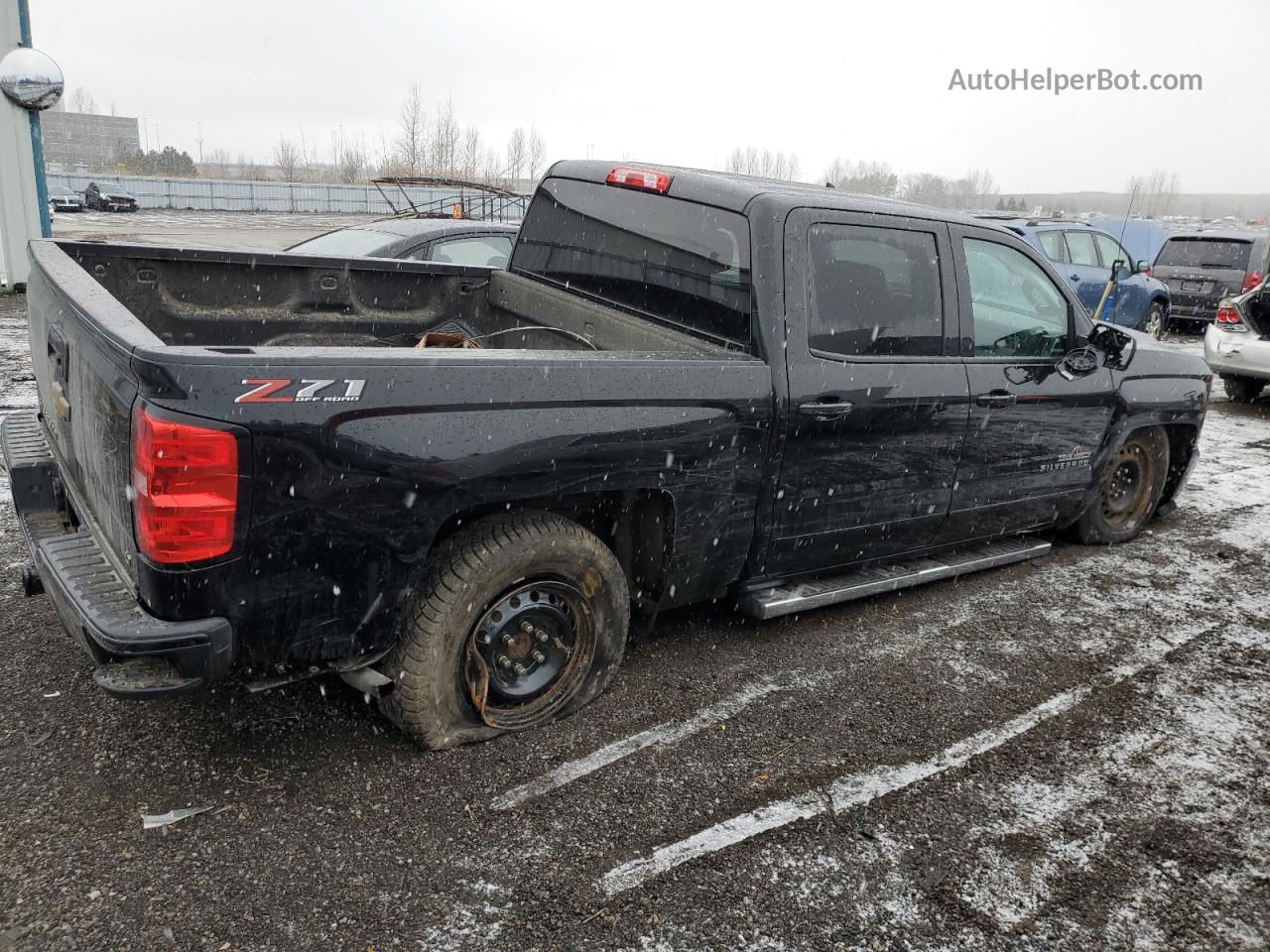 2018 Chevrolet Silverado K1500 Lt Черный vin: 3GCUKRECXJG537717