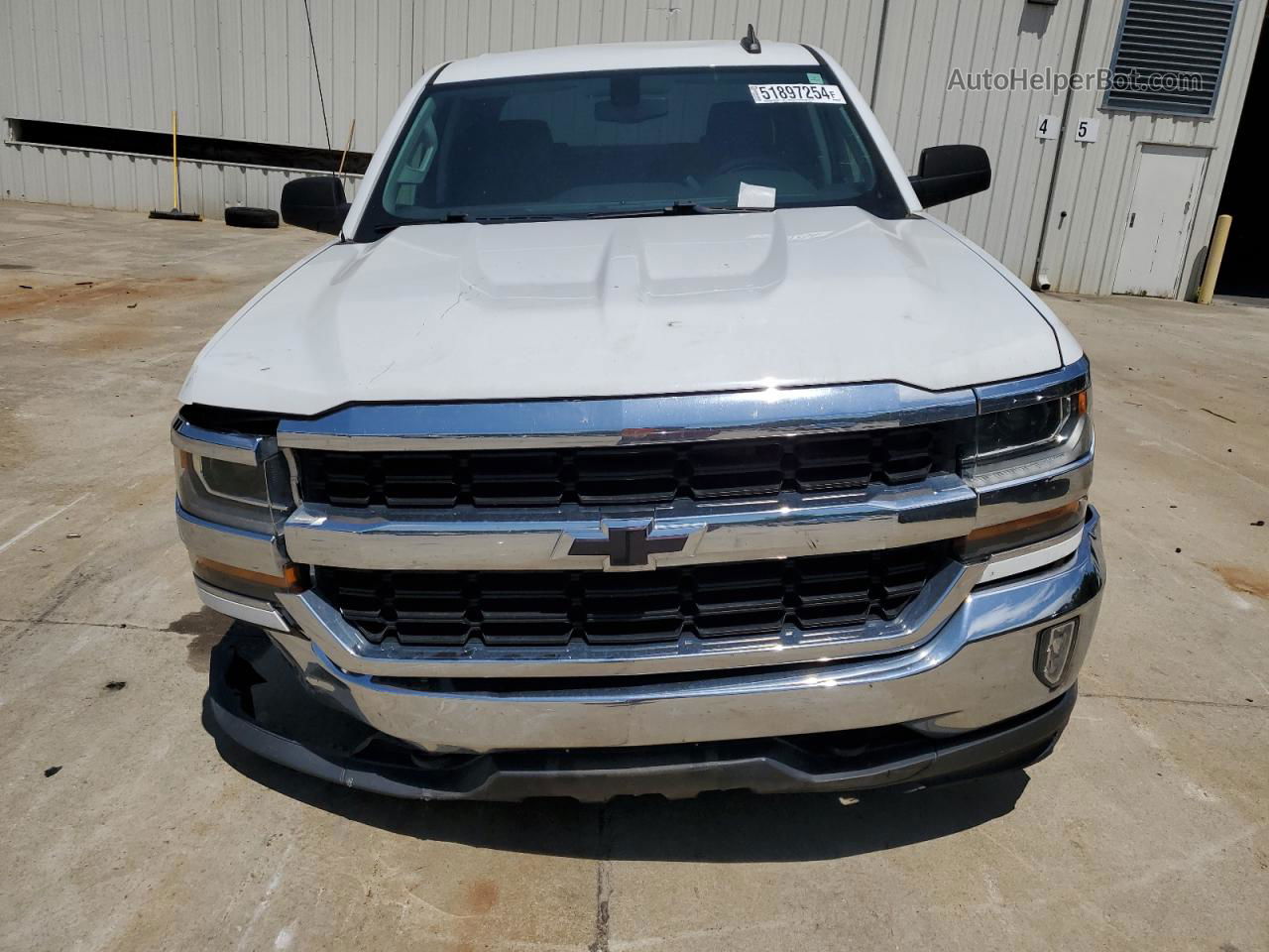 2018 Chevrolet Silverado K1500 Lt White vin: 3GCUKRER6JG278325