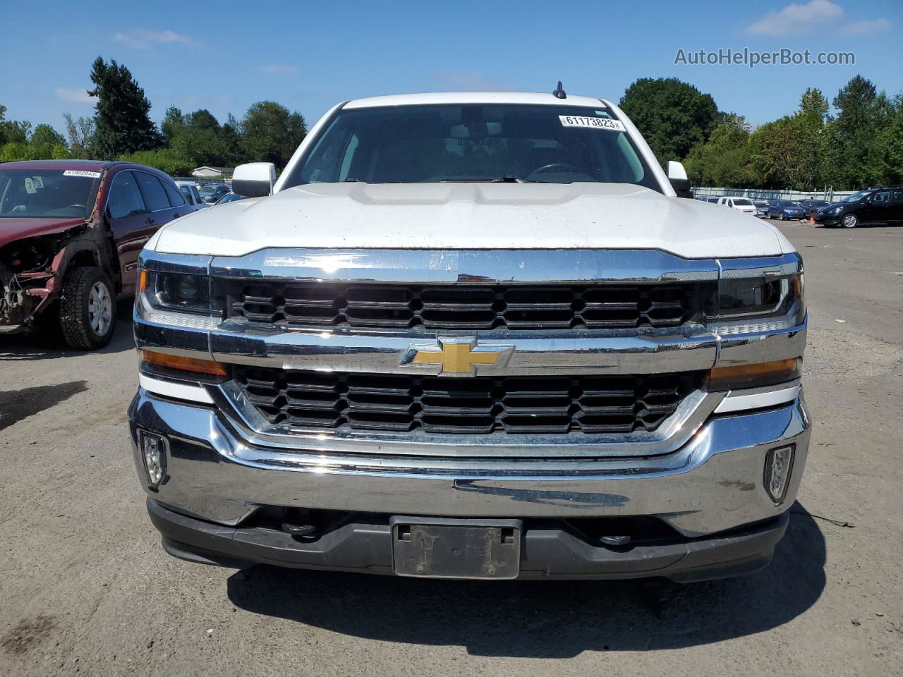 2018 Chevrolet Silverado K1500 Lt White vin: 3GCUKRER7JG312479