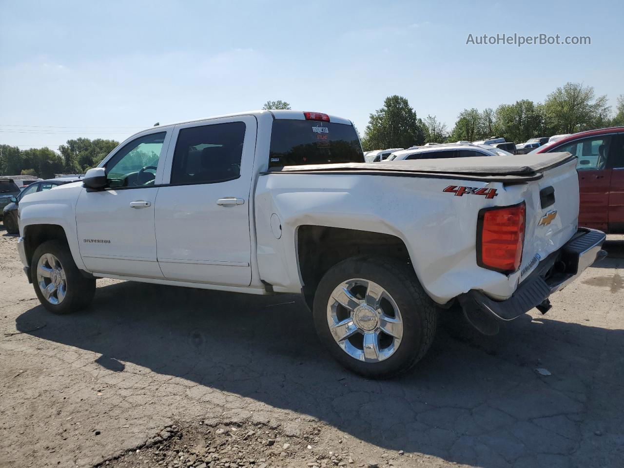 2018 Chevrolet Silverado K1500 Lt White vin: 3GCUKRER7JG312479