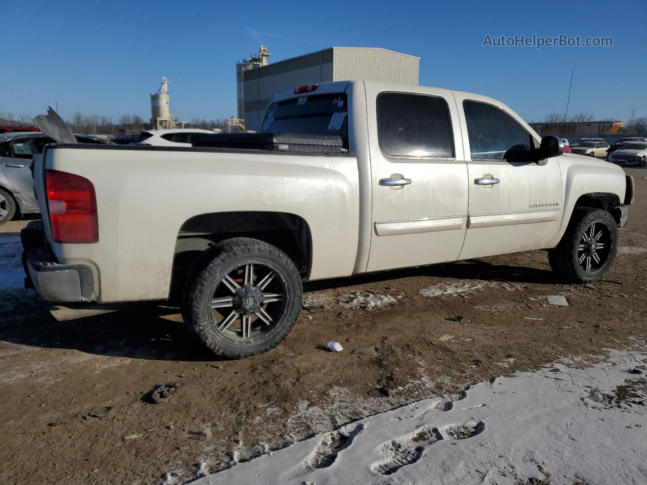 2013 Chevrolet Silverado K1500 Lt White vin: 3GCUKSE27DG177907