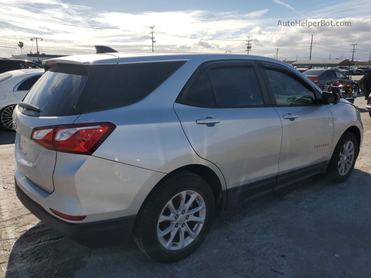 2020 Chevrolet Equinox Ls Silver vin: 3GNAXHEV0LS612934