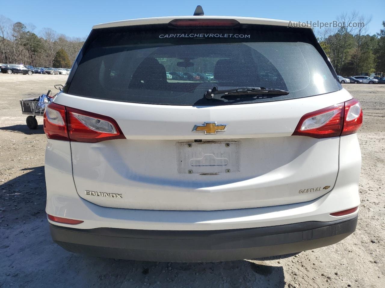 2019 Chevrolet Equinox Ls White vin: 3GNAXHEV8KL168596