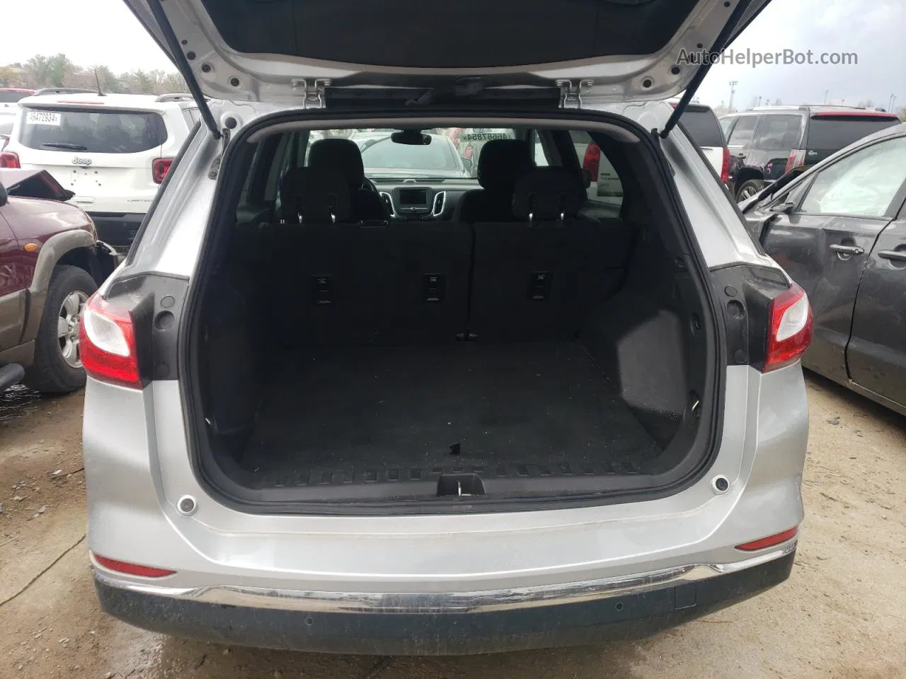 2019 Chevrolet Equinox Lt Silver vin: 3GNAXJEV3KS615946