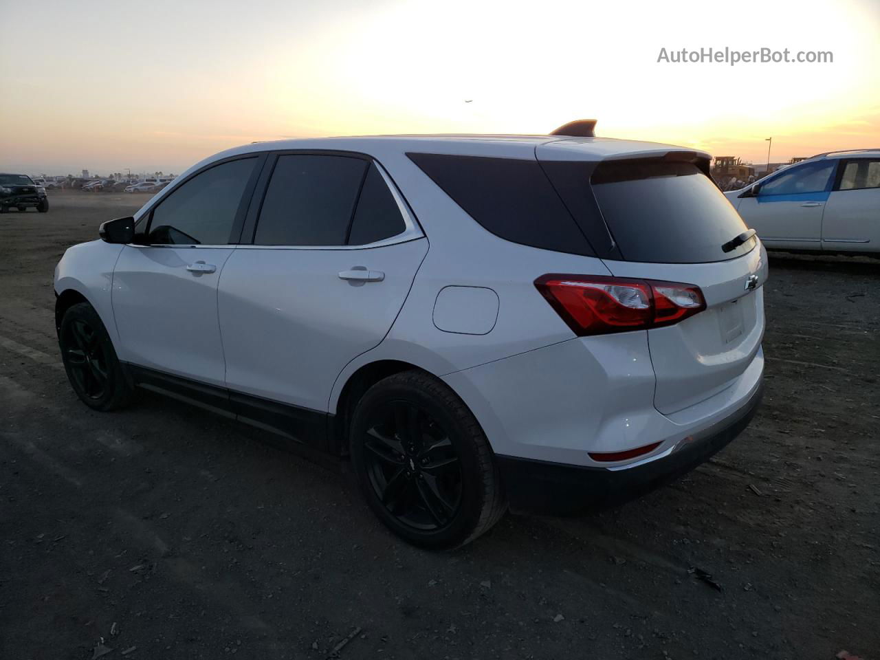 2020 Chevrolet Equinox Lt White vin: 3GNAXKEV6LS721556