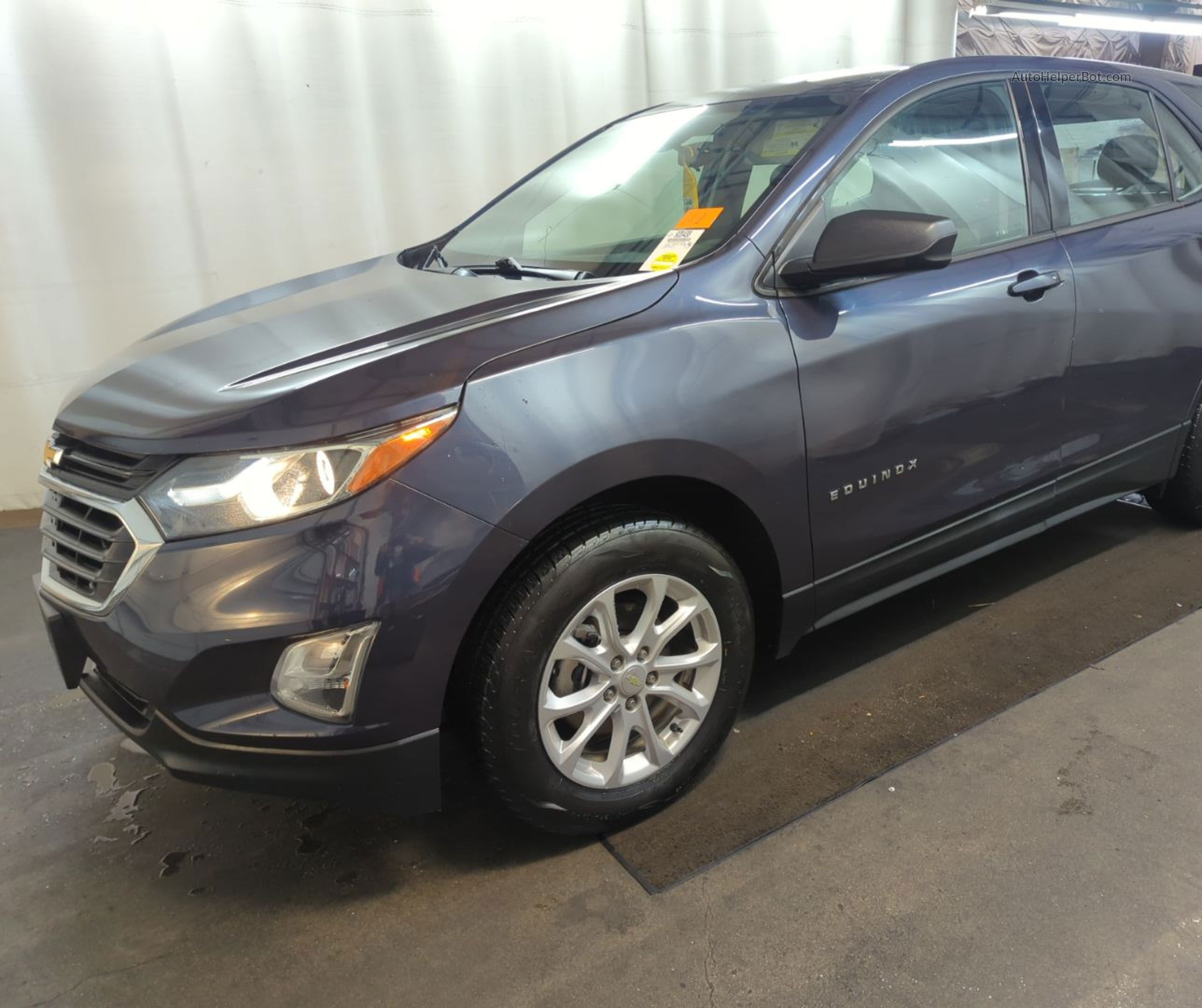 2018 Chevrolet Equinox Ls vin: 3GNAXREVXJS588306