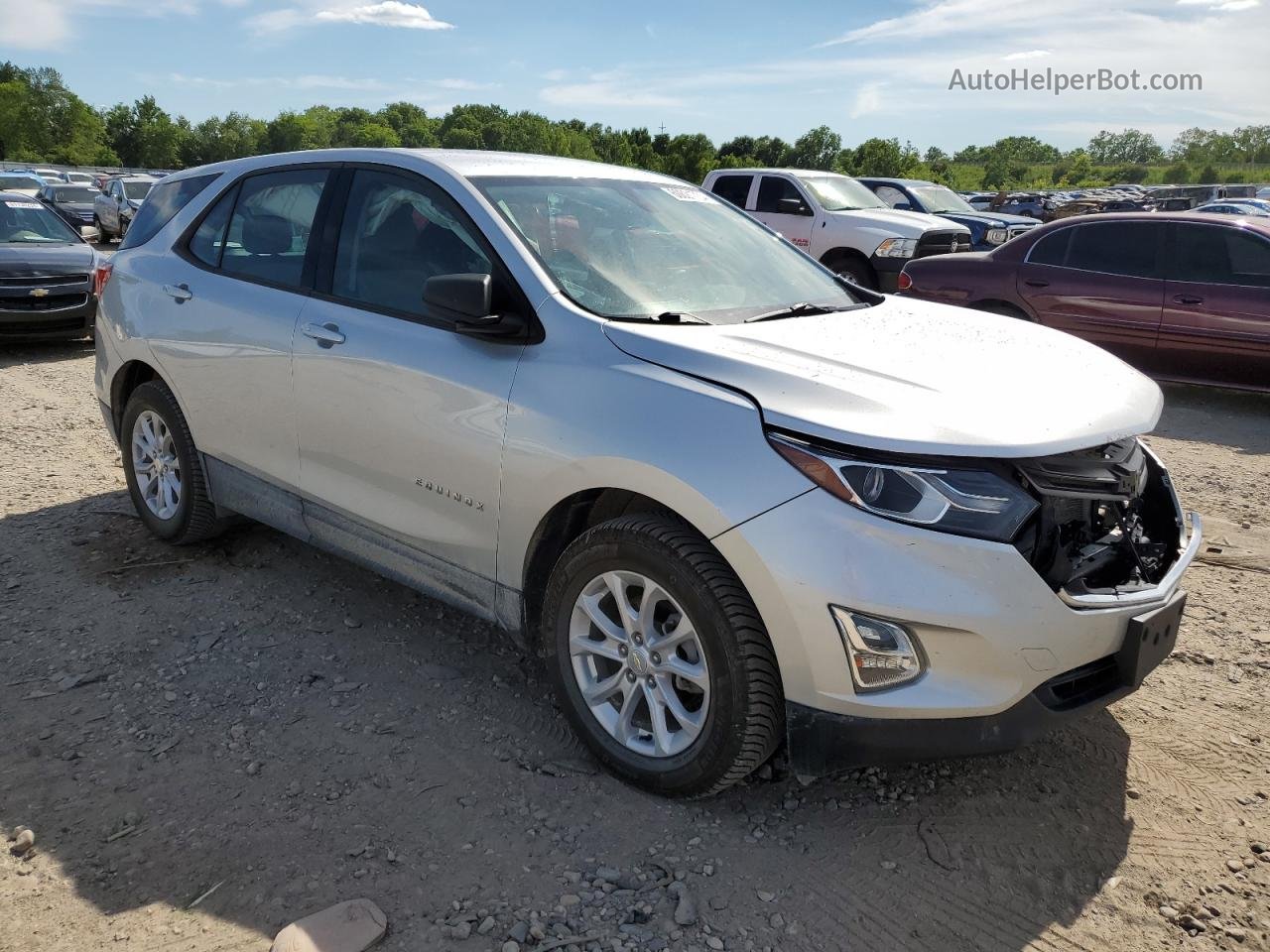 2019 Chevrolet Equinox Ls Серебряный vin: 3GNAXSEV3KS658642