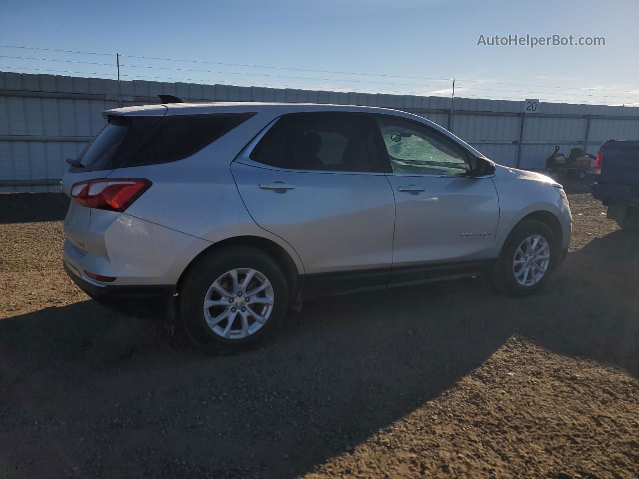 2020 Chevrolet Equinox Lt Серебряный vin: 3GNAXUEV4LS714682