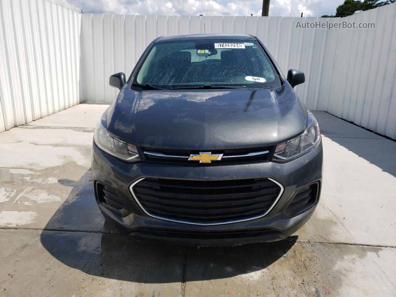 2019 Chevrolet Trax Ls Gray vin: 3GNCJKSB0KL181473