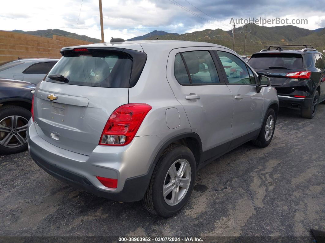 2019 Chevrolet Trax Ls Серебряный vin: 3GNCJKSB0KL317200