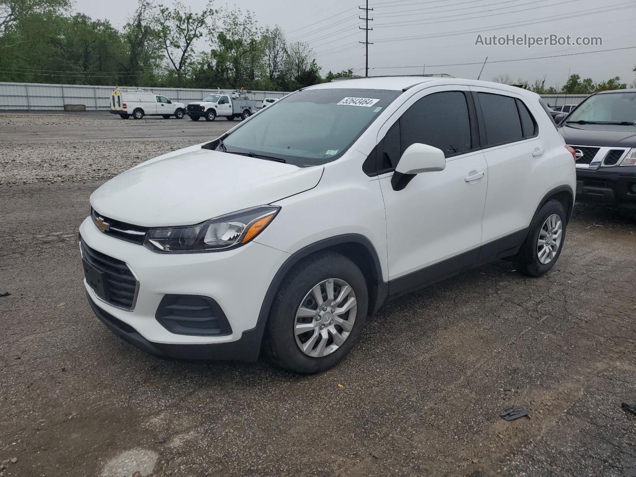 2019 Chevrolet Trax Ls White vin: 3GNCJKSB1KL137983