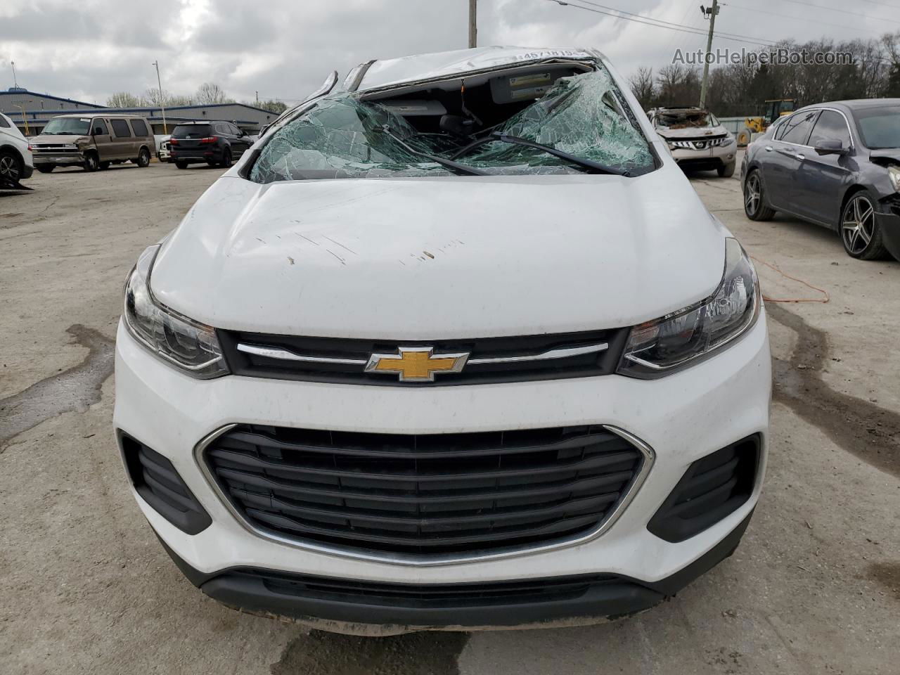 2019 Chevrolet Trax Ls White vin: 3GNCJKSB1KL160129