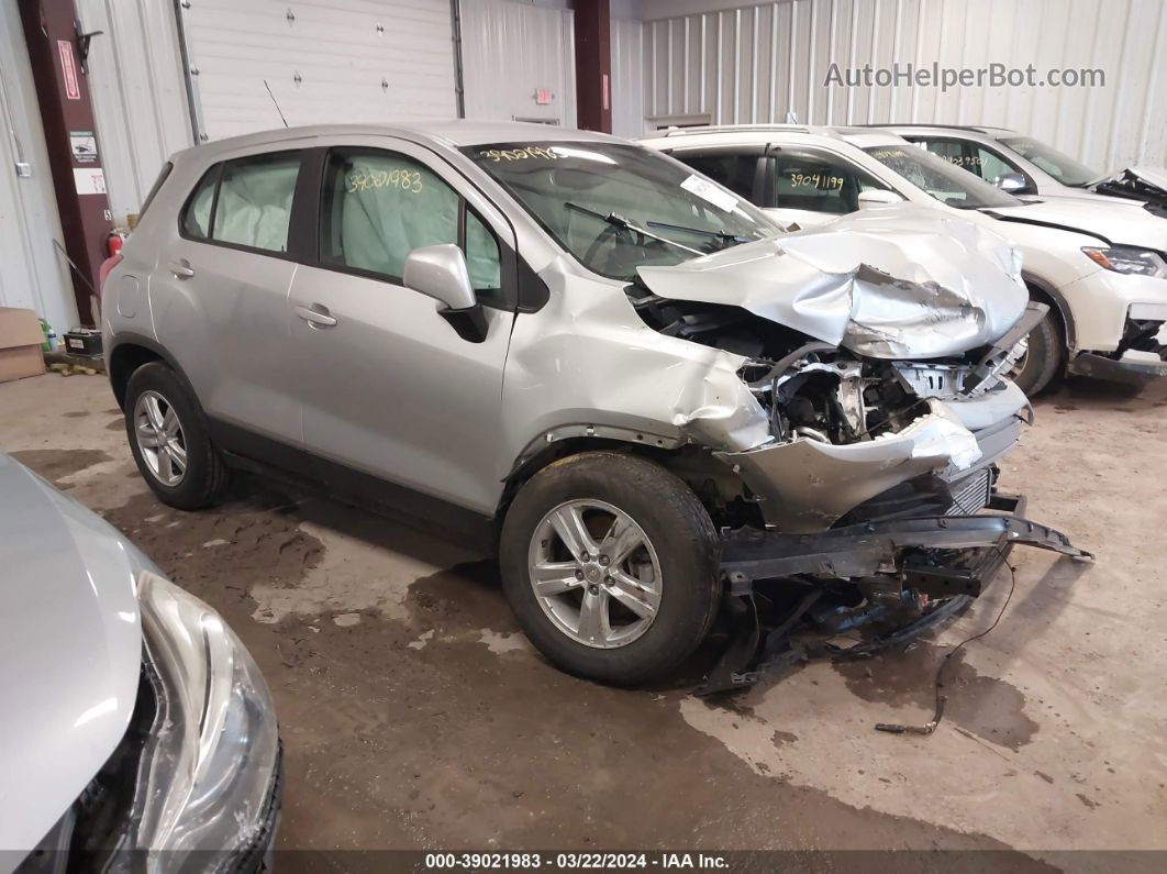 2019 Chevrolet Trax Ls Silver vin: 3GNCJKSB1KL364946