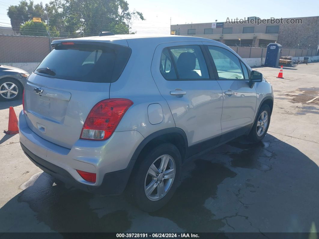 2019 Chevrolet Trax Ls Silver vin: 3GNCJKSB2KL194600