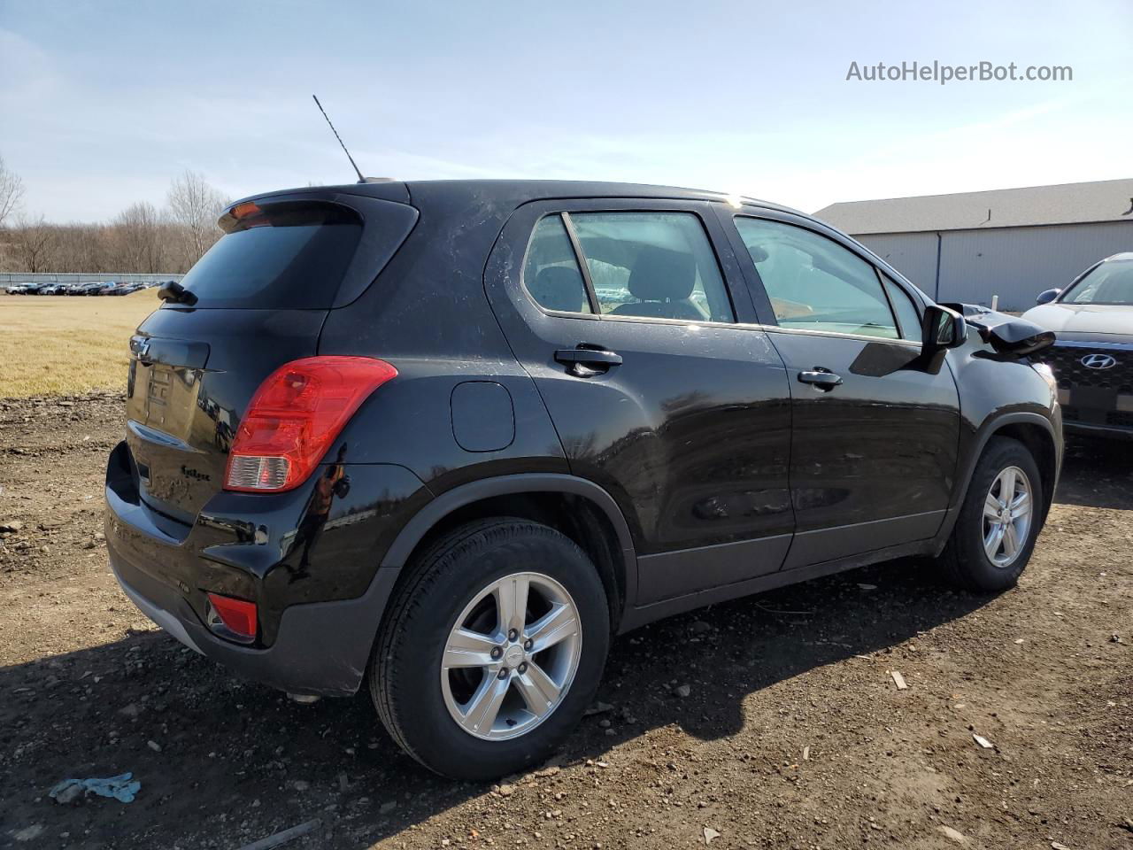 2019 Chevrolet Trax Ls Black vin: 3GNCJKSB3KL223196