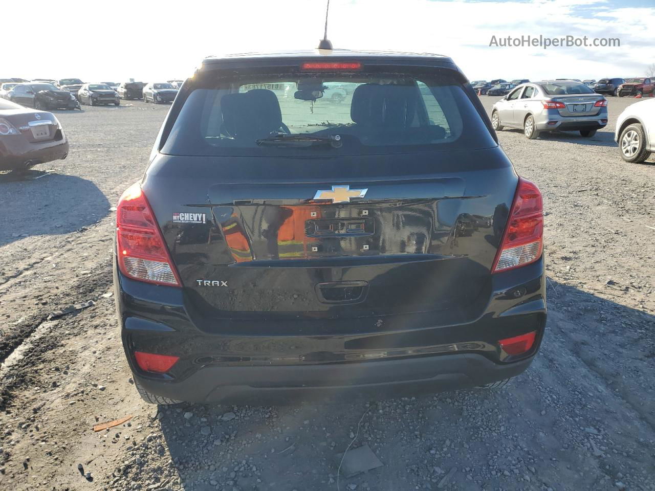 2019 Chevrolet Trax Ls Black vin: 3GNCJKSB4KL382146