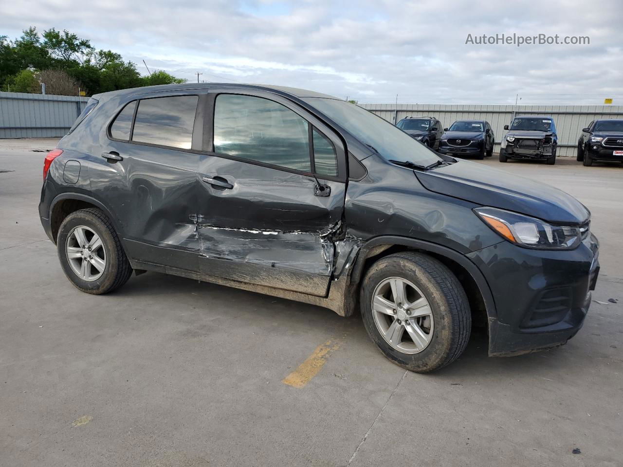 2019 Chevrolet Trax Ls Charcoal vin: 3GNCJKSB5KL308816