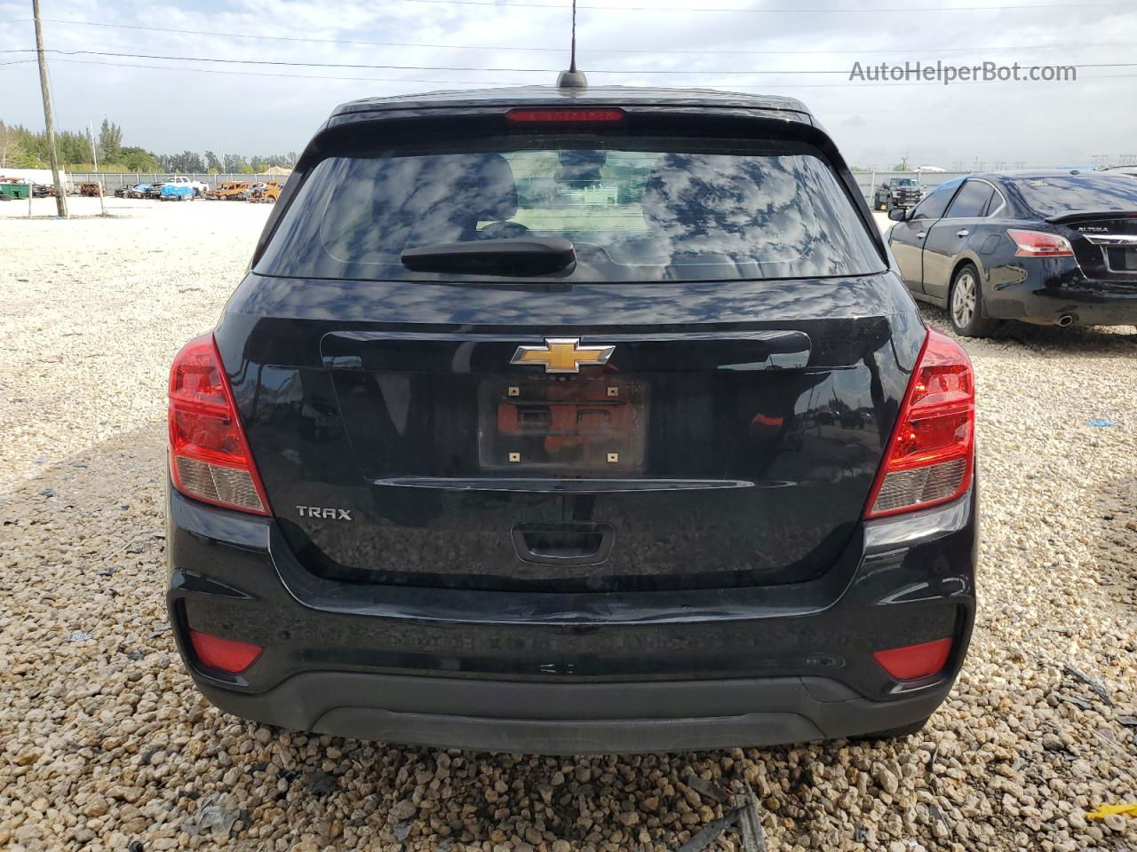 2019 Chevrolet Trax Ls Черный vin: 3GNCJKSB5KL377781