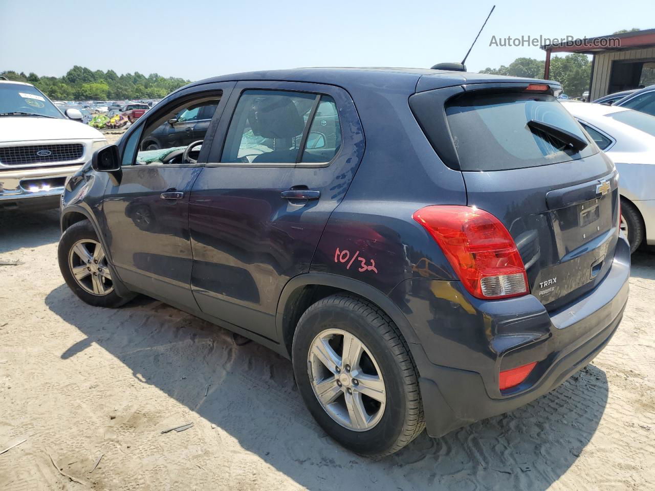 2019 Chevrolet Trax Ls Blue vin: 3GNCJKSB7KL211620