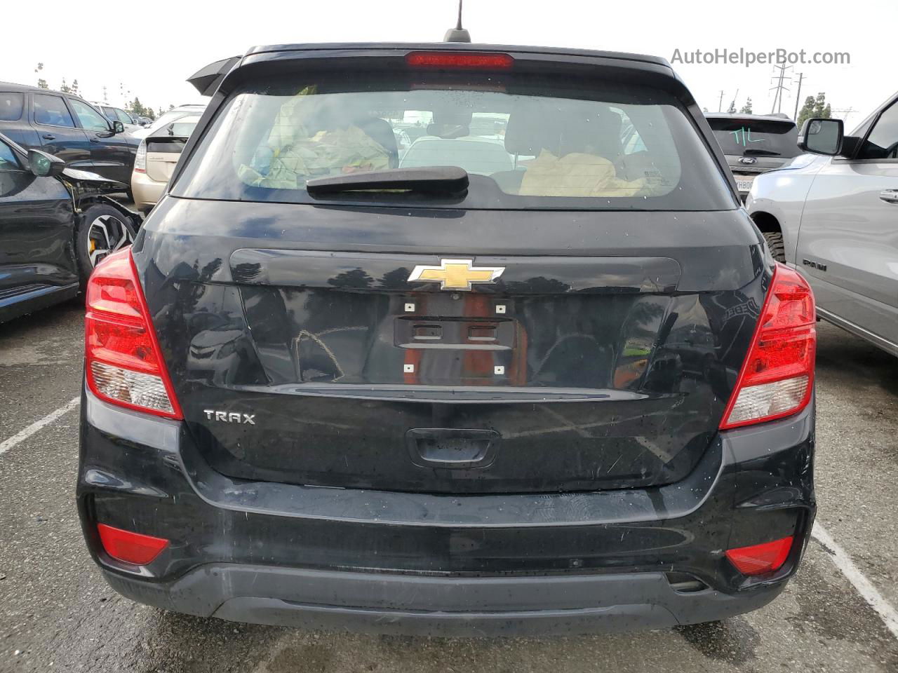 2019 Chevrolet Trax Ls Black vin: 3GNCJKSBXKL267468