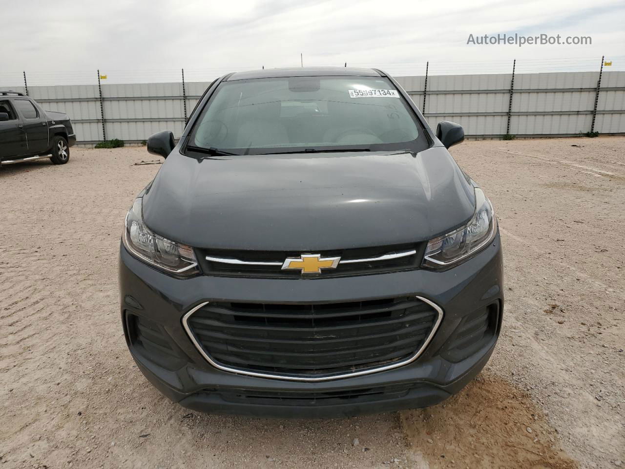 2019 Chevrolet Trax Ls Gray vin: 3GNCJNSB1KL189373