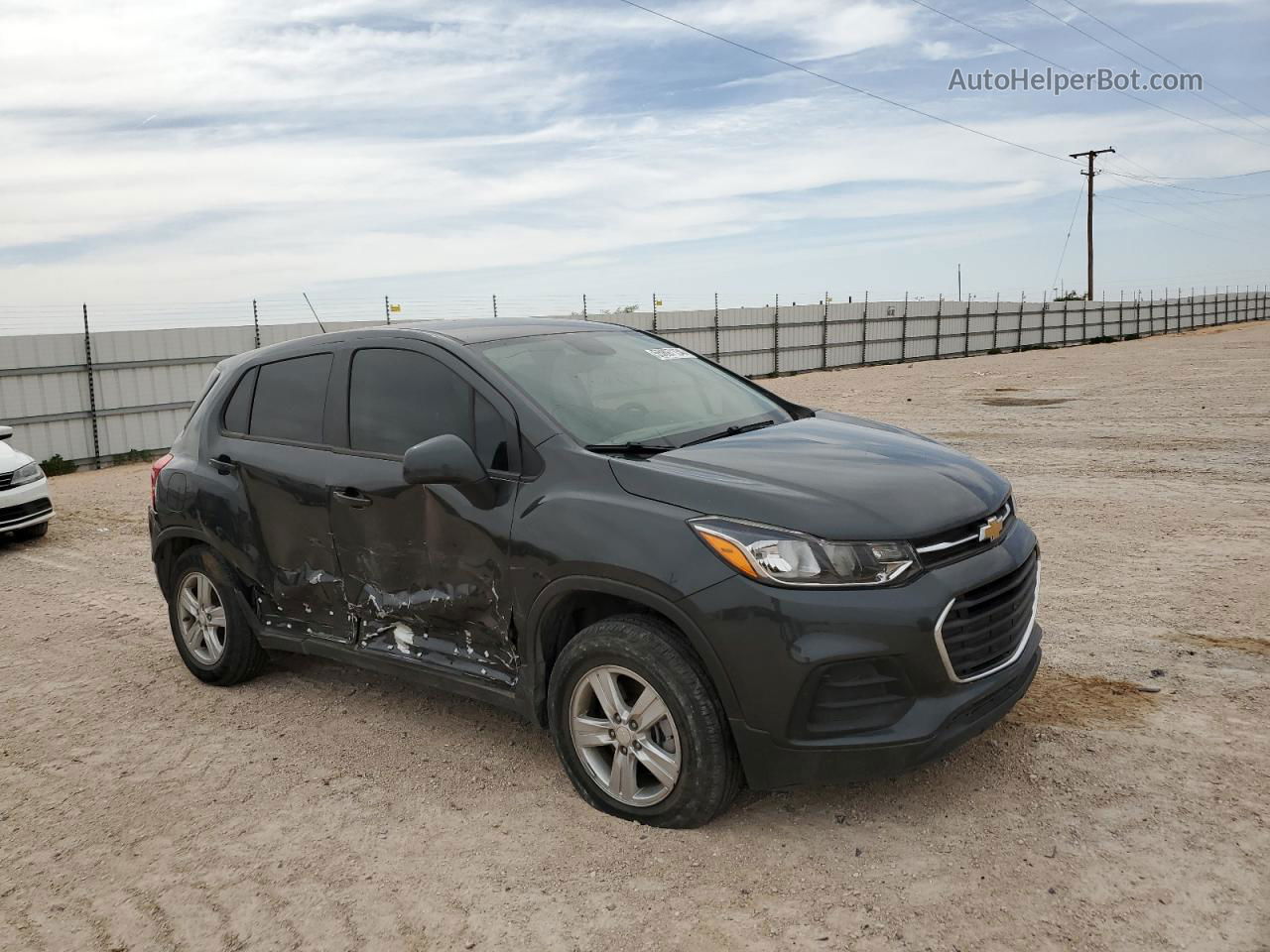 2019 Chevrolet Trax Ls Gray vin: 3GNCJNSB1KL189373