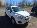 2016 Chevrolet Trax Ls vin: 3GNCJNSB2GL244730