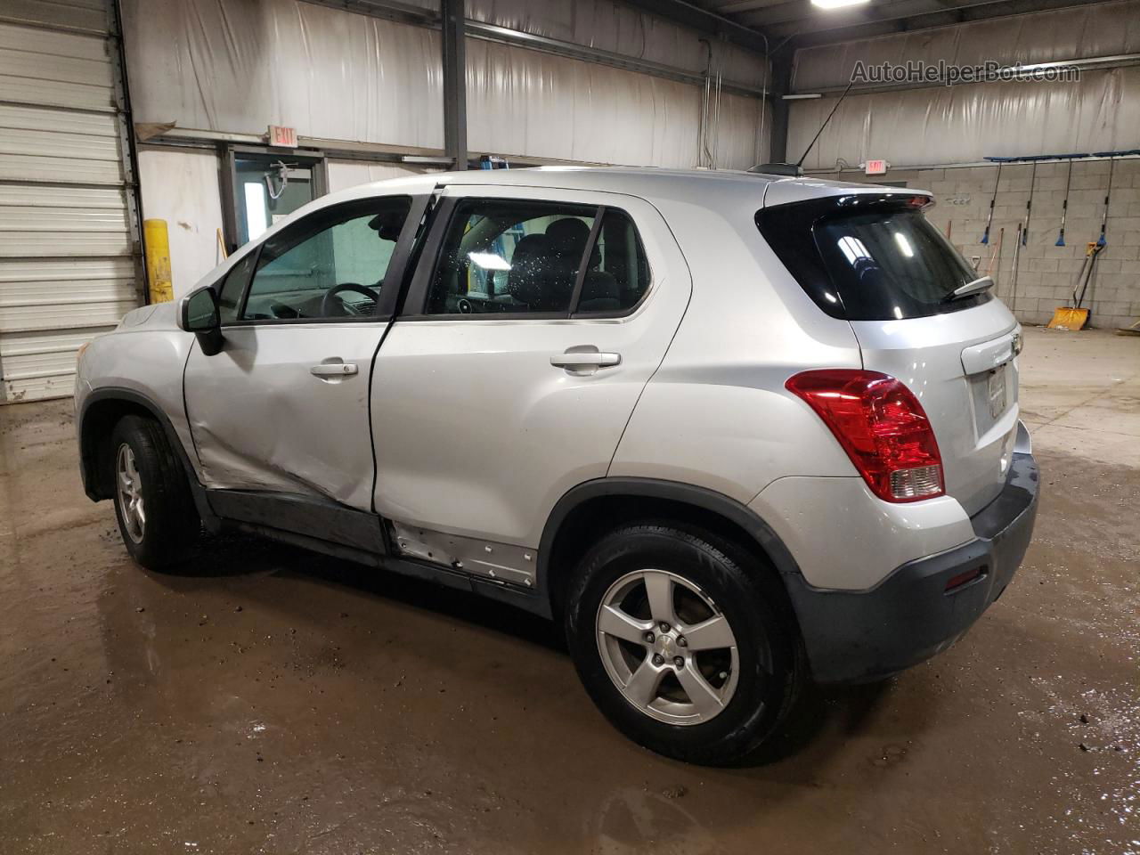 2016 Chevrolet Trax Ls Silver vin: 3GNCJNSB4GL157038