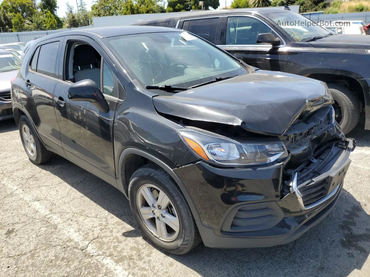 2019 Chevrolet Trax Ls Black vin: 3GNCJNSB8KL406398