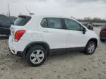 2019 Chevrolet Trax Ls White vin: 3GNCJNSBXKL368639