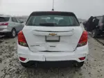 2019 Chevrolet Trax Ls White vin: 3GNCJNSBXKL368639