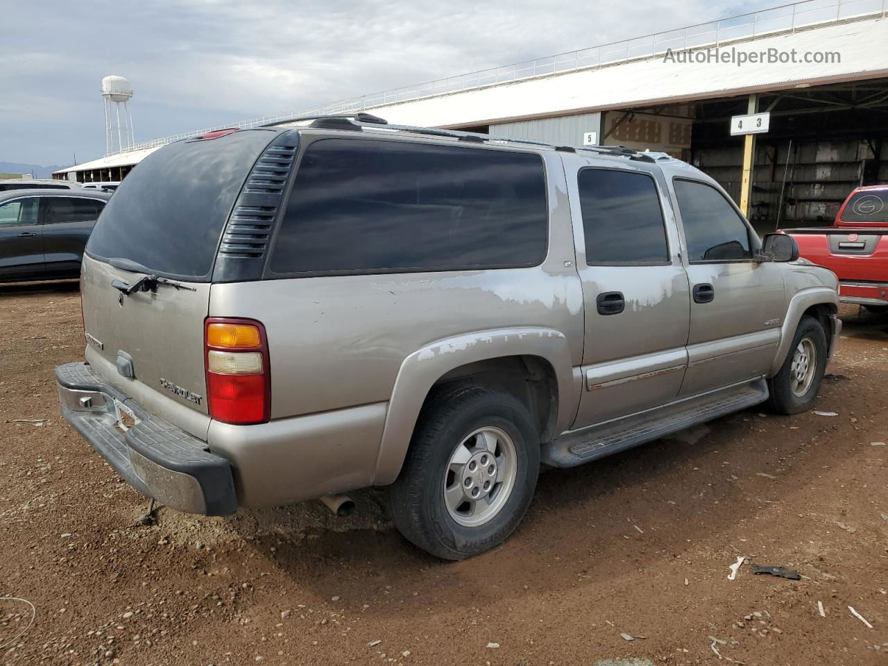 2000 Chevrolet Suburban C1500 Gray vin: 3GNEC16T0YG204347