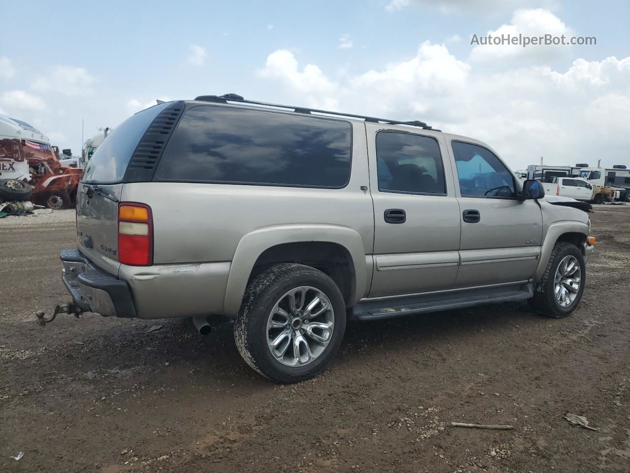 2000 Chevrolet Suburban C1500 Tan vin: 3GNEC16T5YG227624