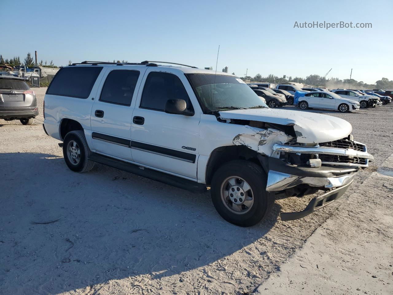 2000 Chevrolet Suburban C1500 White vin: 3GNEC16T7YG222246