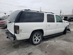 2005 Chevrolet Suburban C1500 White vin: 3GNEC16Z05G216515