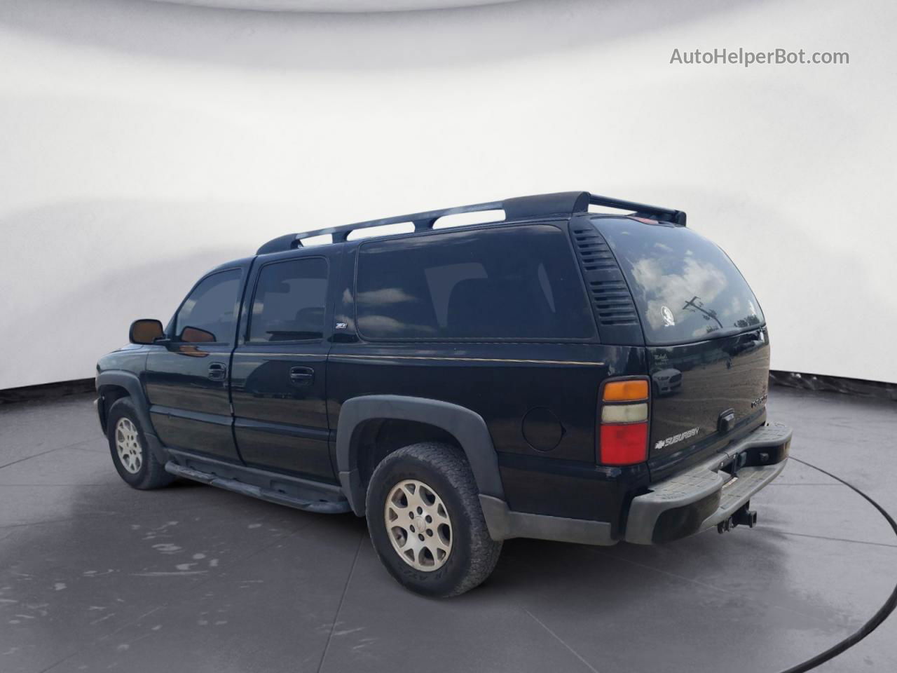 2005 Chevrolet Suburban C1500 Черный vin: 3GNEC16Z15G223635