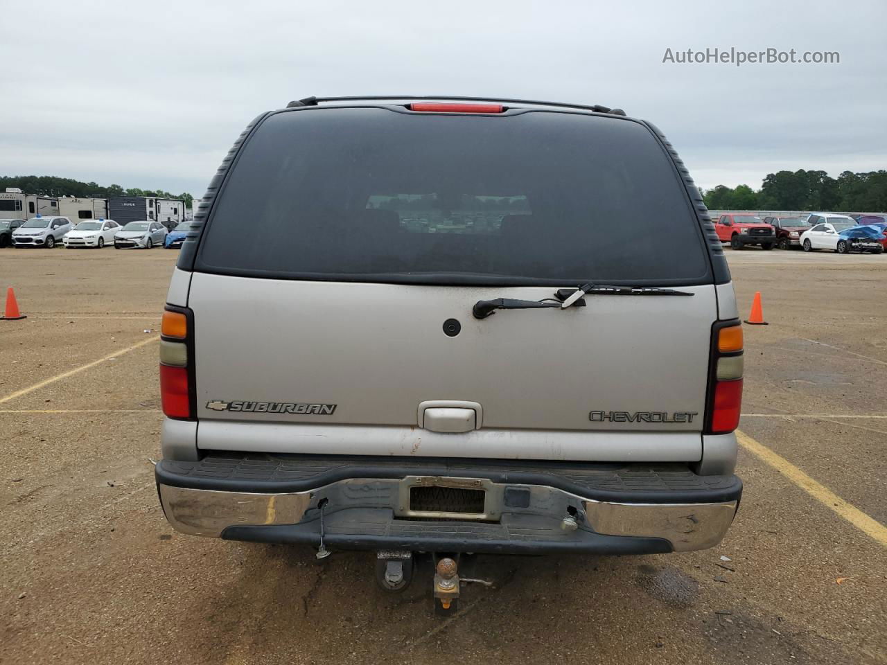 2005 Chevrolet Suburban C1500 Cream vin: 3GNEC16Z15G227989